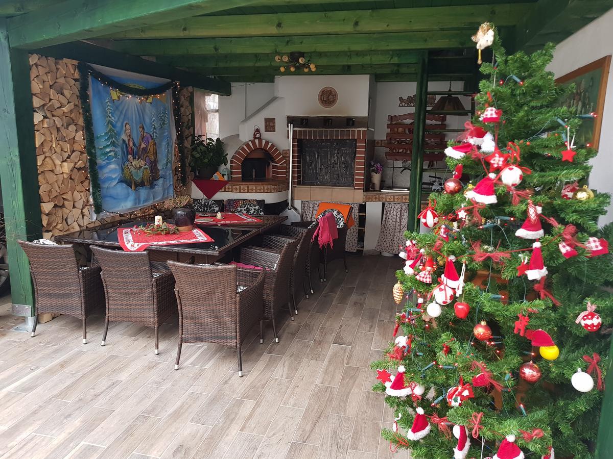 Mama'S House Vandrerhjem Cerklje na Gorenjskem Eksteriør bilde