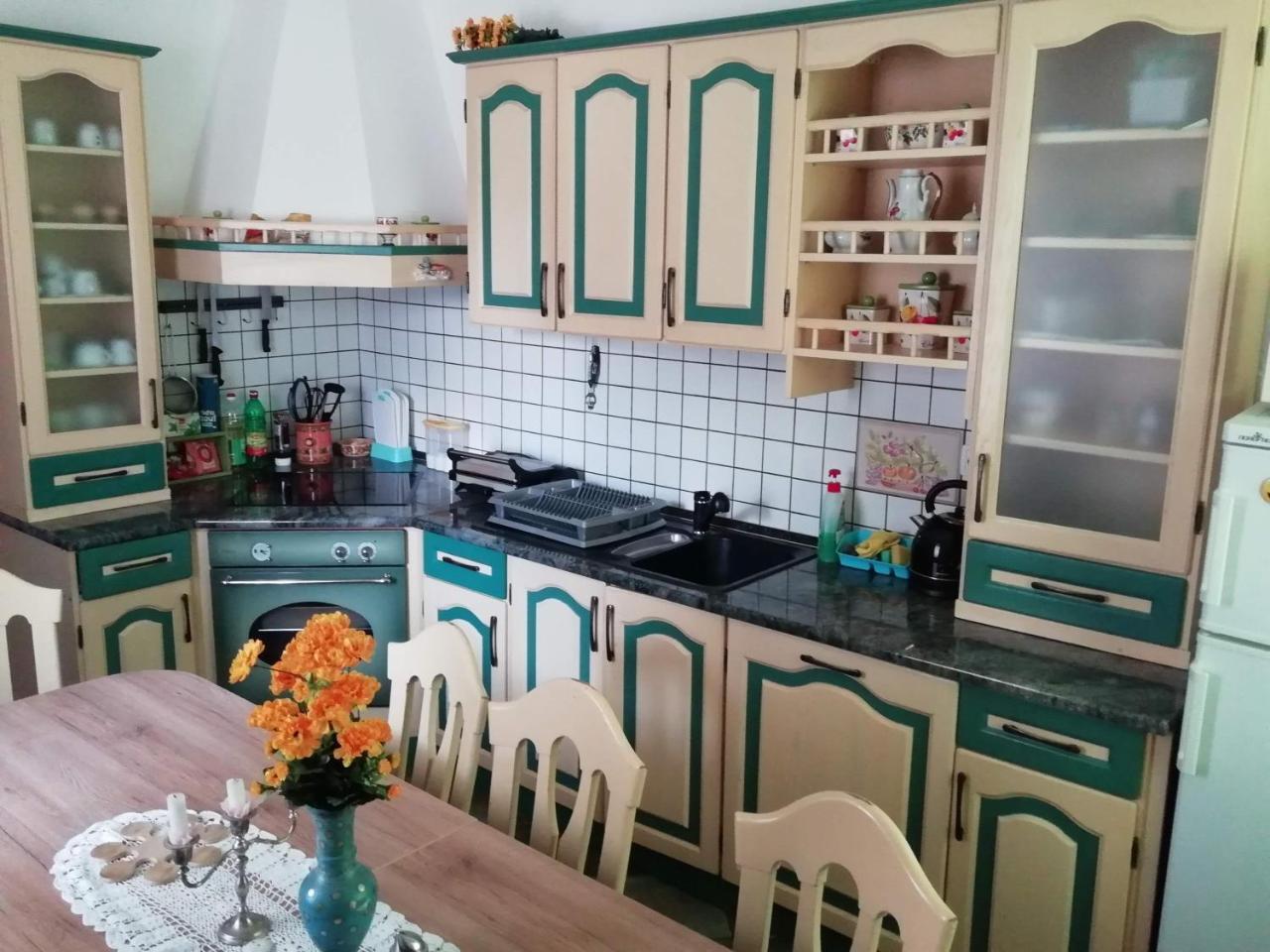 Mama'S House Vandrerhjem Cerklje na Gorenjskem Eksteriør bilde